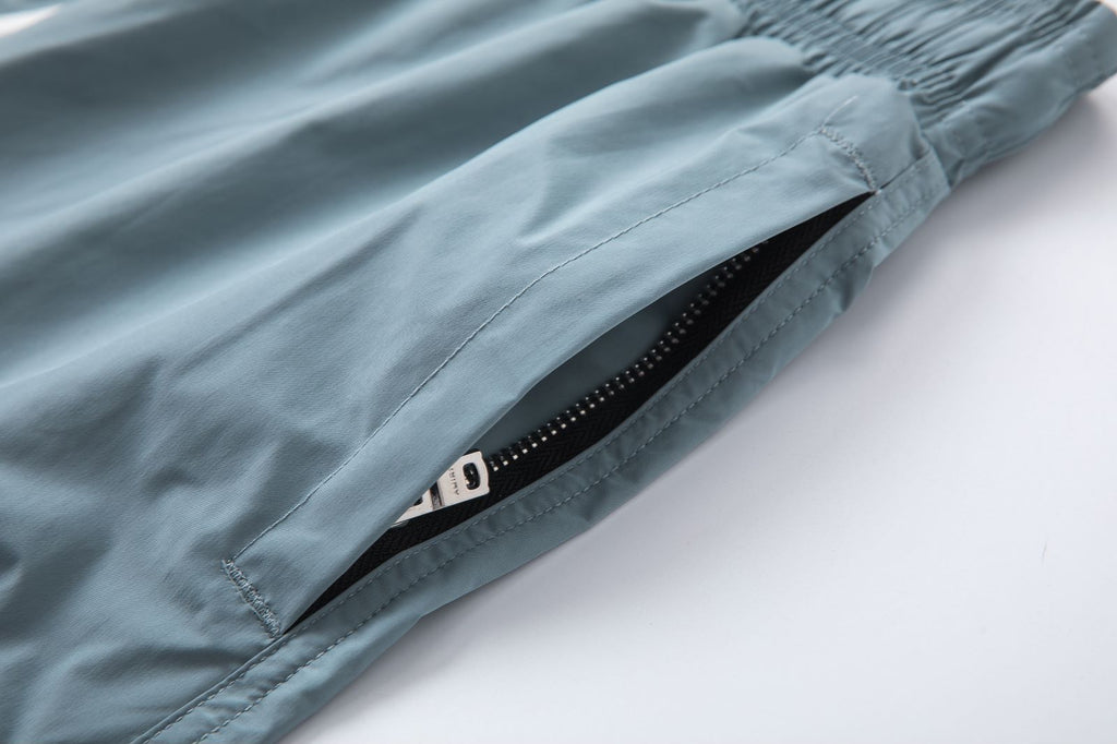 AMIRI Logo-Print Swim Shorts