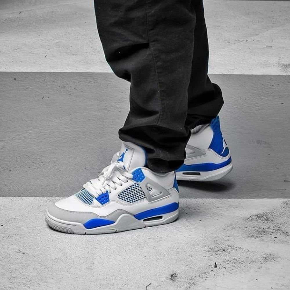 Air Jordan 4 Retro Military Blue White Grey 2024